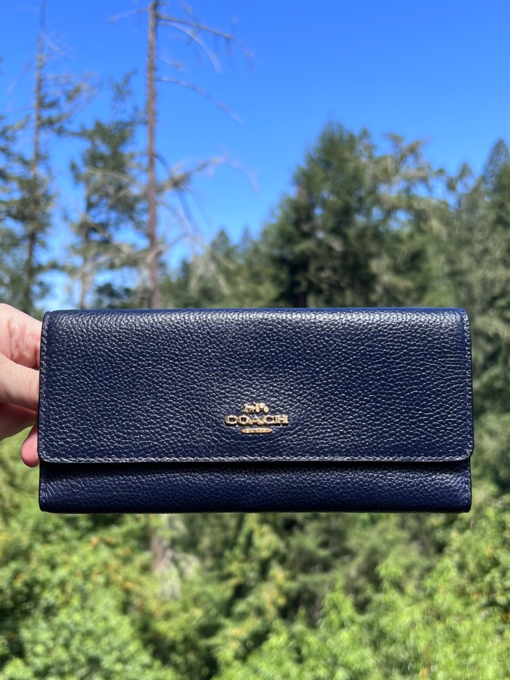 COACH VINTAGE Navy Blue Pebble Leather Trifold Wallet Gold Hardware AUTHENTIC